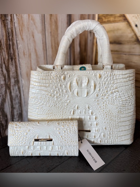 Brahmin Handbags - Firm BRAHMIN Small Denise Chantilly Melbourne Leather Tote & Cordelia wallet NWT